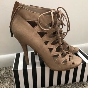 Tan Heels